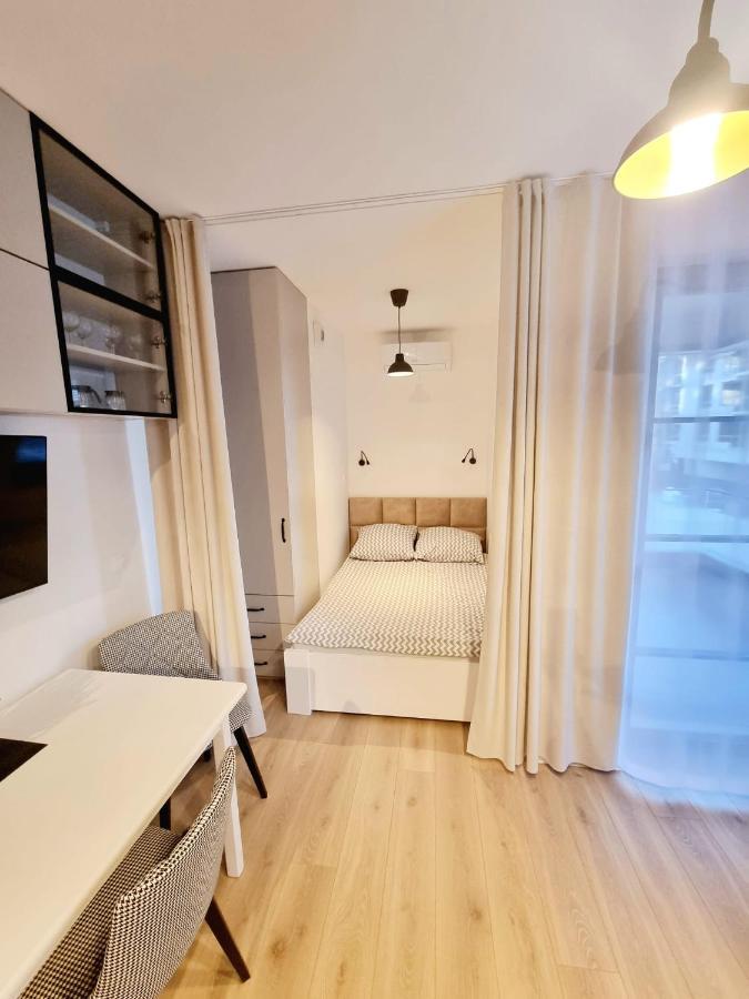 Doki Living Apartament 55 กดัญสก์ ภายนอก รูปภาพ