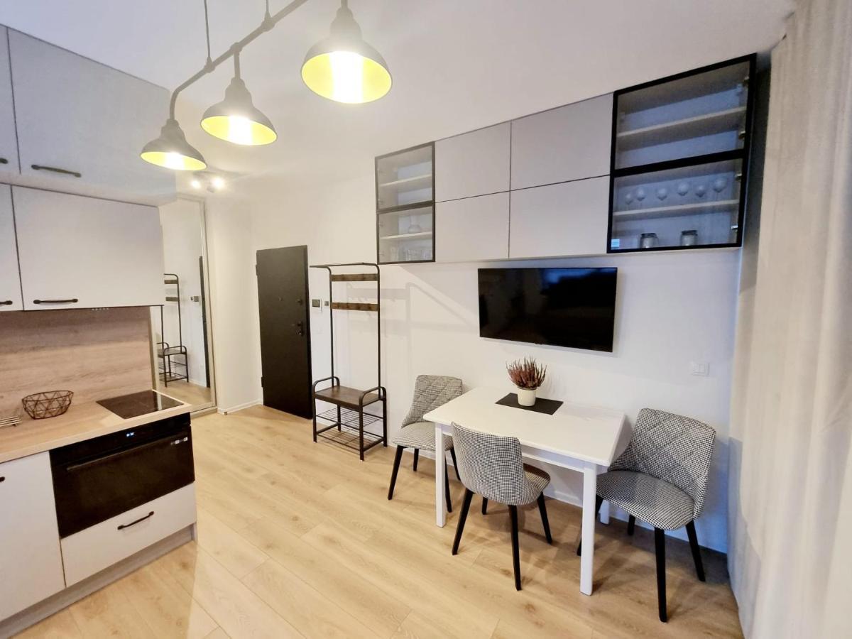 Doki Living Apartament 55 กดัญสก์ ภายนอก รูปภาพ